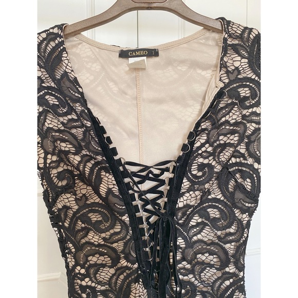 Black Lace Mini Dress With Flare Sleeves - Picture 2 of 6